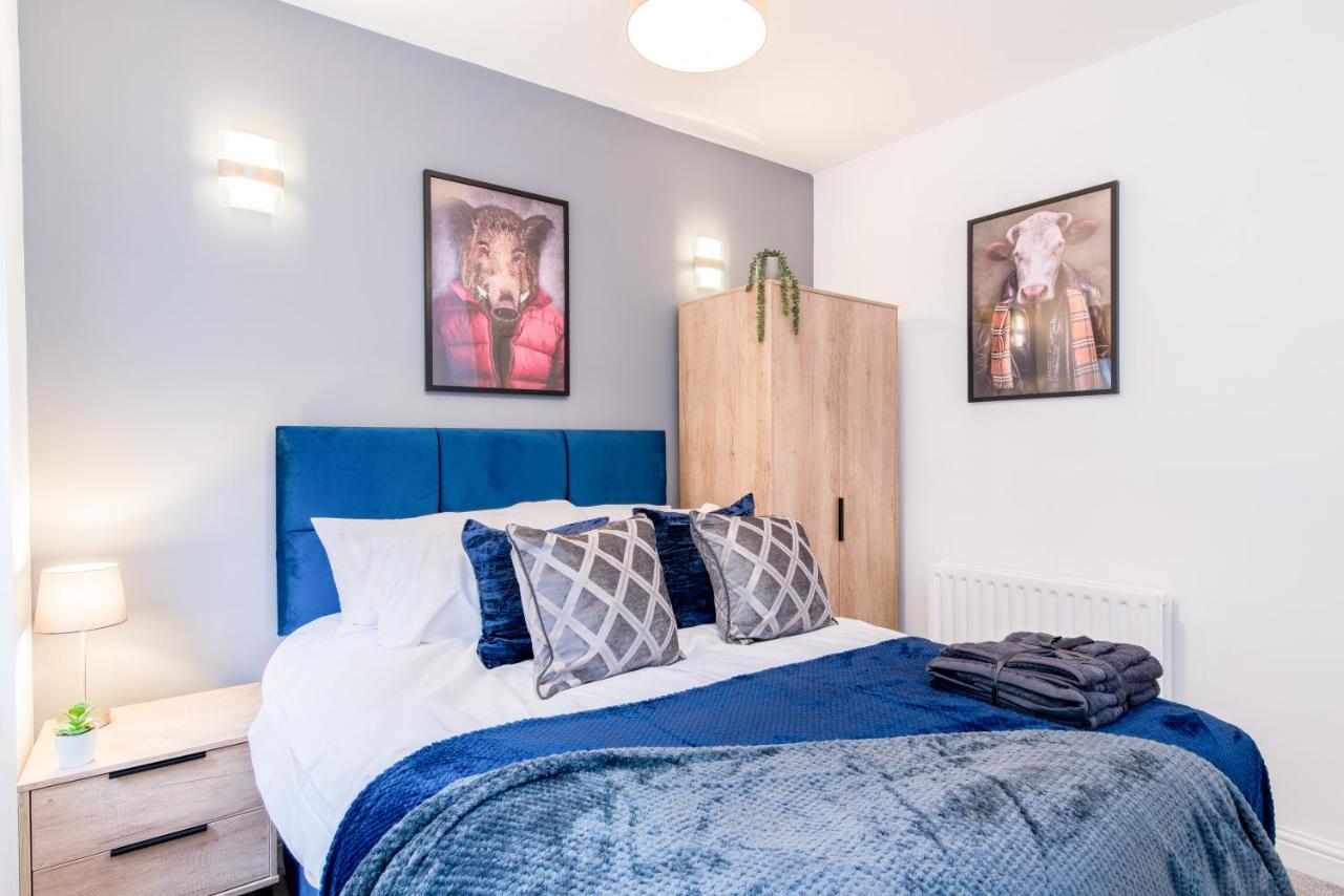Immaculate 3 Bed House - Stunning Balcony Views Lägenhet Matlock  Exteriör bild