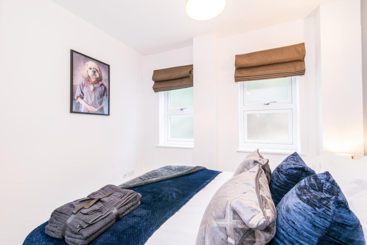 Immaculate 3 Bed House - Stunning Balcony Views Lägenhet Matlock  Exteriör bild